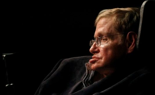 CÉLÈBRE SCIENTIFIQUE ET SUPERSTAR DE LA PHYSIQUE, STEPHEN HAWKING EST DÉCÉDÉ
